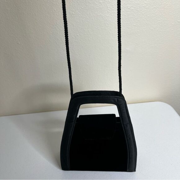 K F Ltd Black Velvet Satchel Handle Shoulder Strap Handbag Dressy Cocktail - Picture 4 of 12